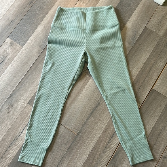 Ribbed leggings - Picture 3 of 7